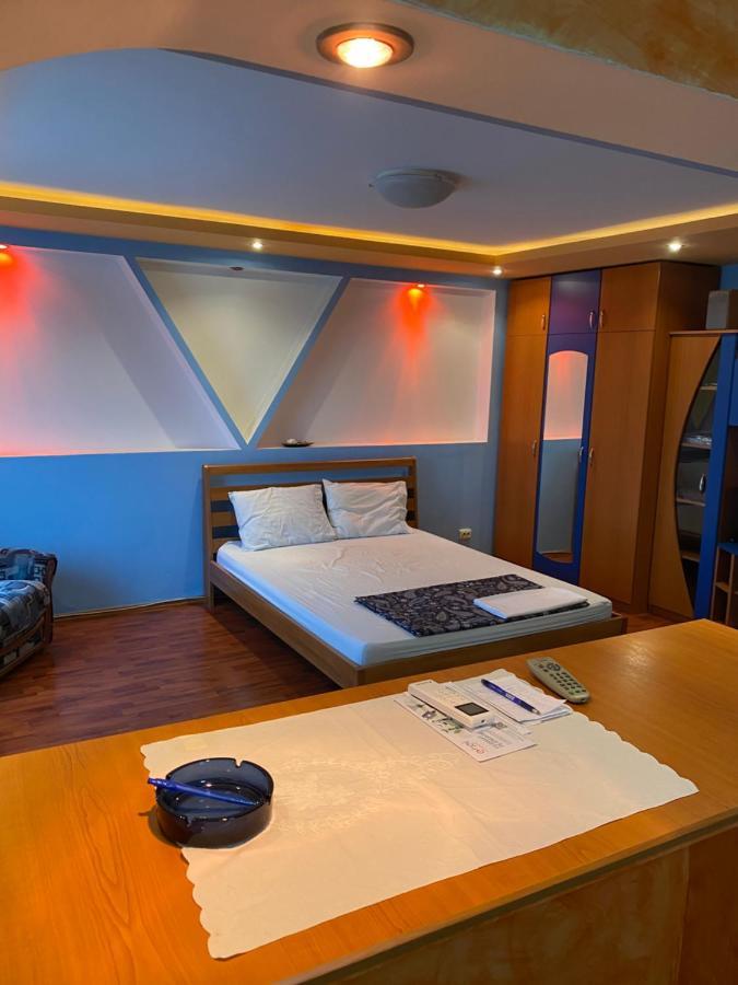 Elixir Apartment *